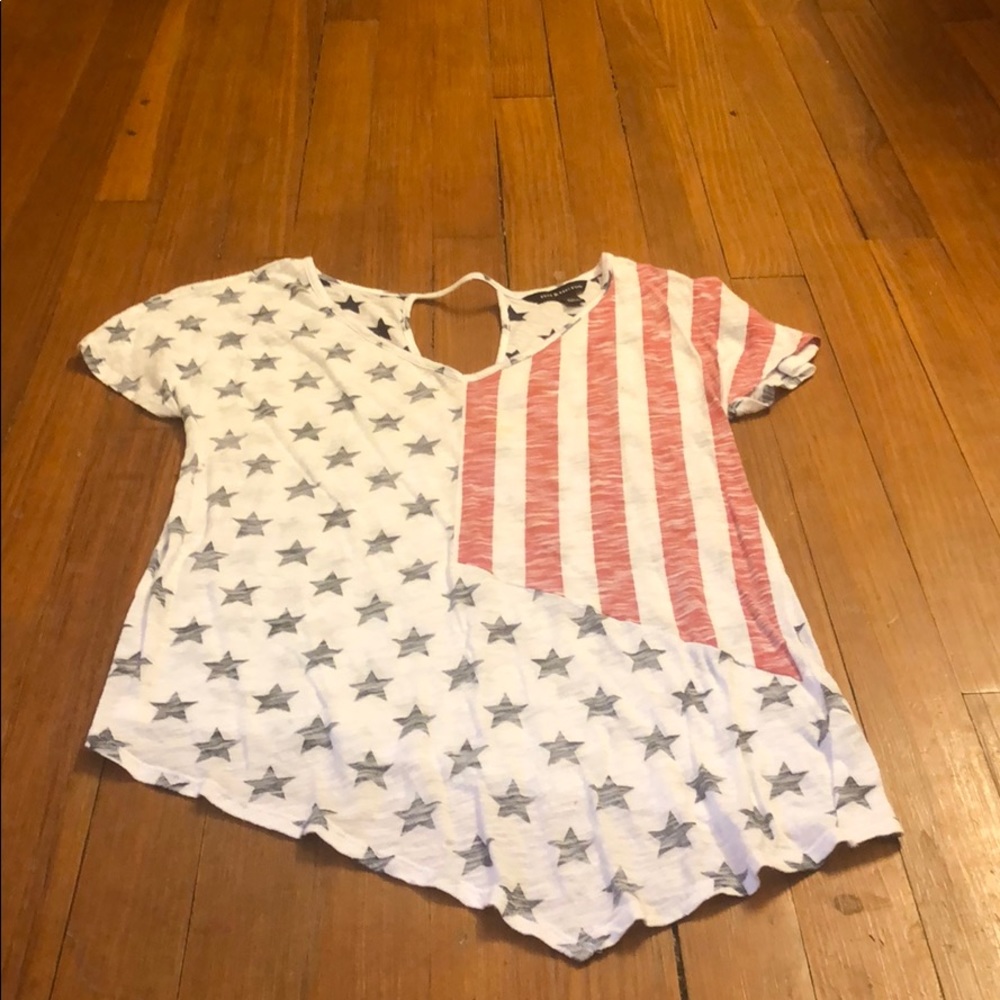 American flag T-shirt w/ keyhole back!